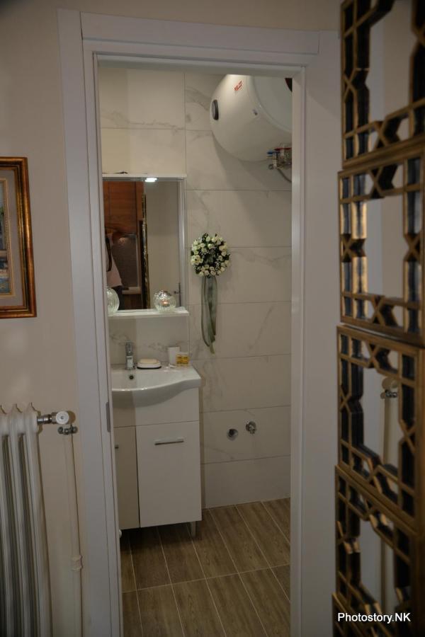 Kynosargous Square'S Apartment Athene Buitenkant foto