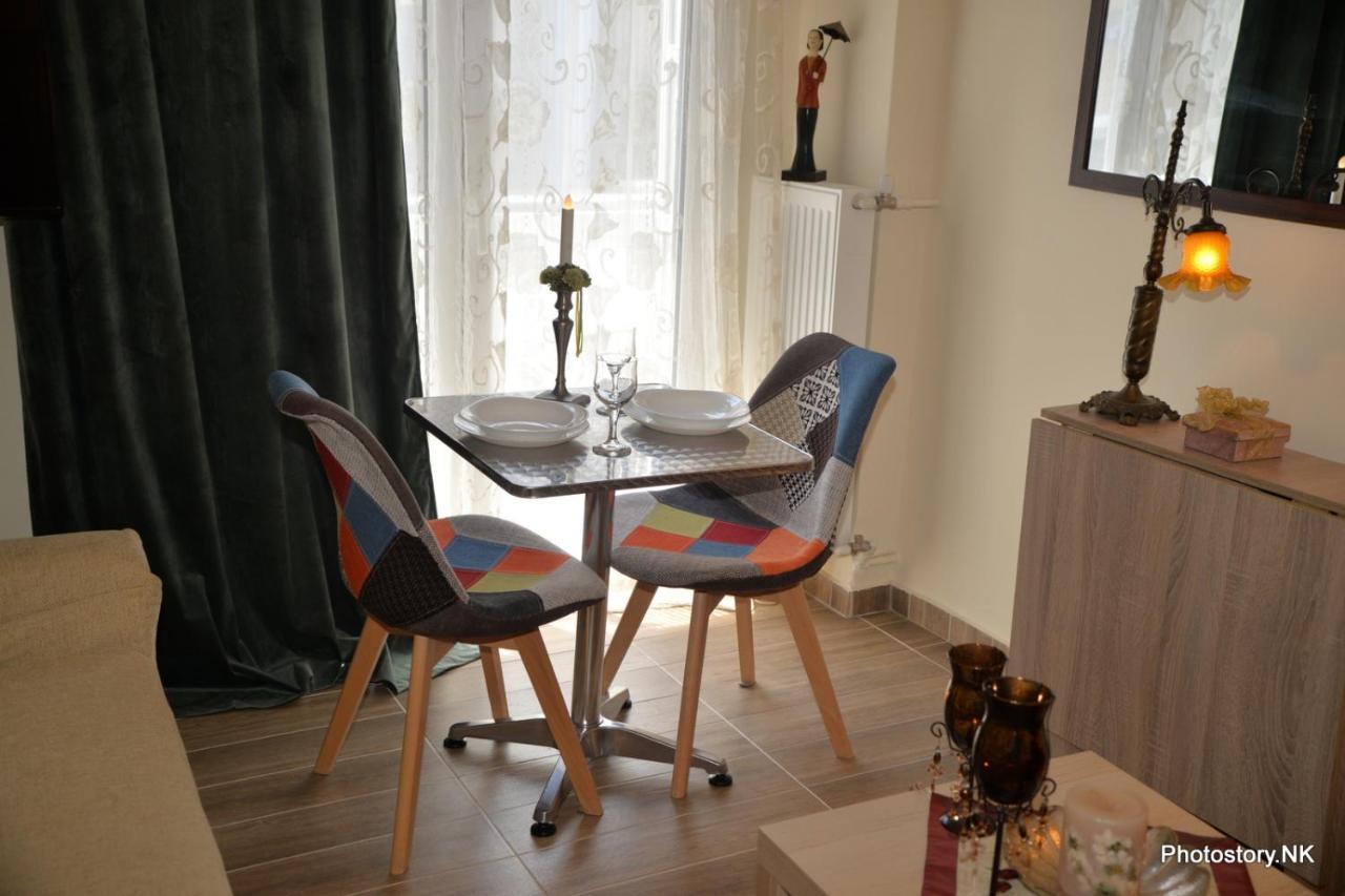 Kynosargous Square'S Apartment Athene Buitenkant foto